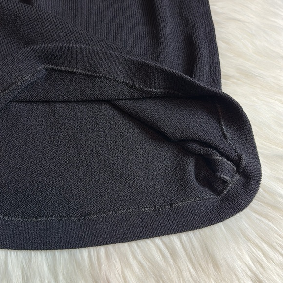 St. John Basics Black Knit Skirt Size 6 - Picture 4 of 4